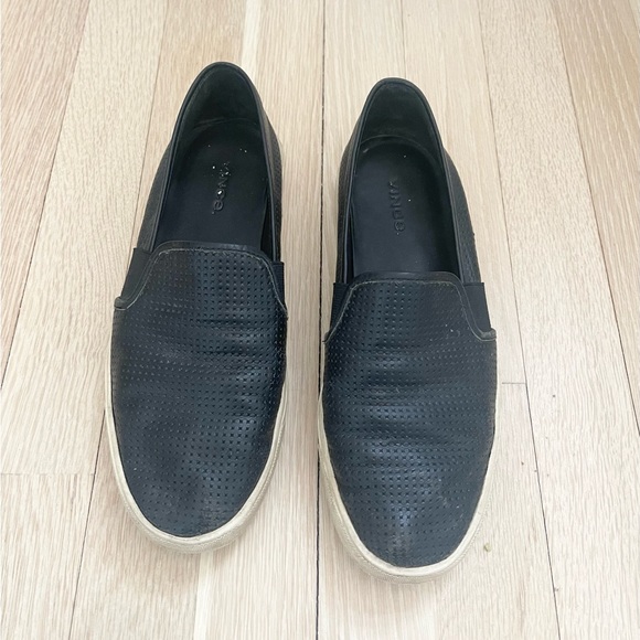 Vince Perforated Leather Blair Sneakers Black Sixe 7 - Picture 2 of 4